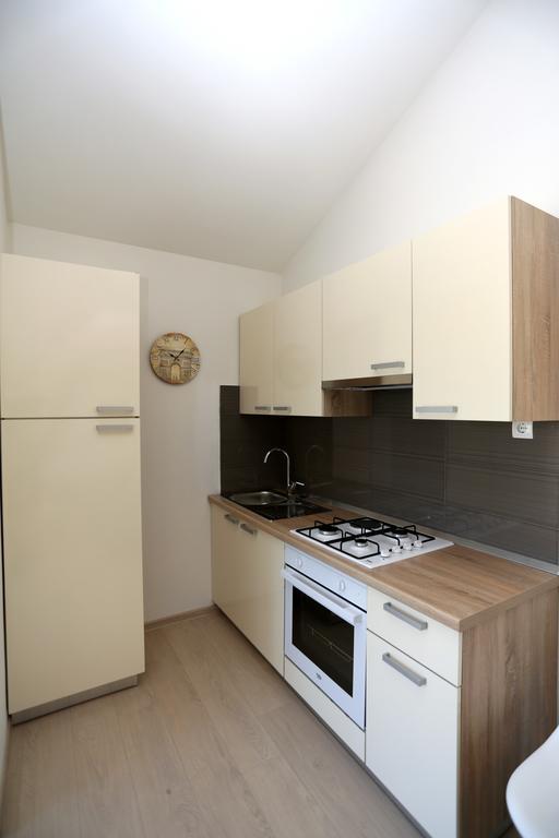 Apartments La Mirage Пировац Экстерьер фото